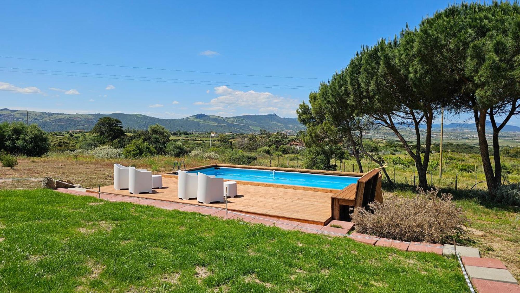 Villa Jolies Viddalba Exterior photo
