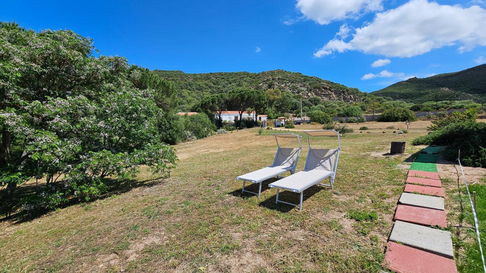 Villa Jolies Viddalba Exterior photo